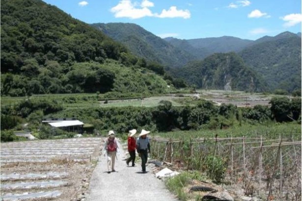 The first example of a national park, the Taroko Xibao settlement is organic.