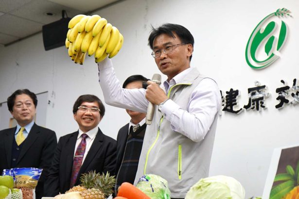This banana sales order is almost five years' total daily sales! How can the Council of Agriculture persuade the Japanese side to pay the bill?