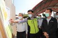 Chen Jizhong, chairman of the Council of Agriculture, inspected the application for fallow subsidy for the first phase of rice cultivation in Chiayi County.
