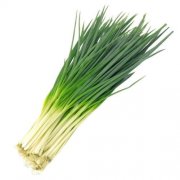 Where is the nutritional value of onions? Are green onions? what are the nutrients of green onions?